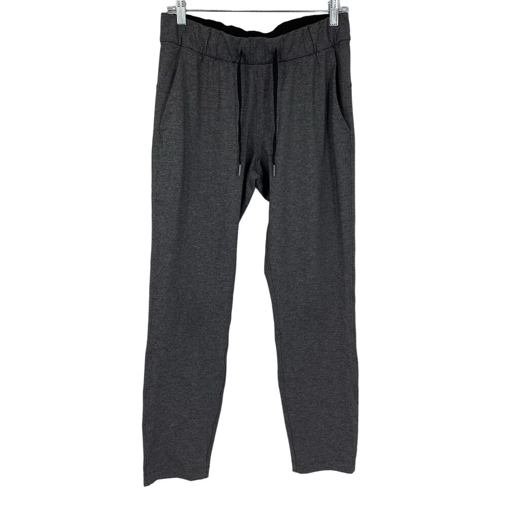 Lululemon On The Fly Woven‎ 27" Size 6 in Heathered Black